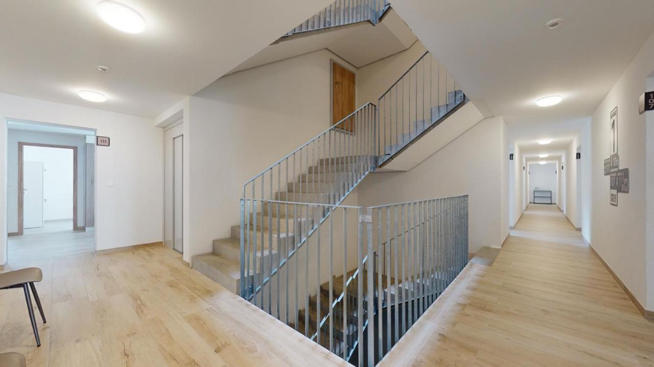 Nonanteneuf Appart Hotel Aigle - Contactless Check-In المظهر الخارجي الصورة