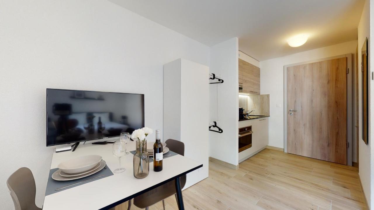 Nonanteneuf Appart Hotel Aigle - Contactless Check-In المظهر الخارجي الصورة