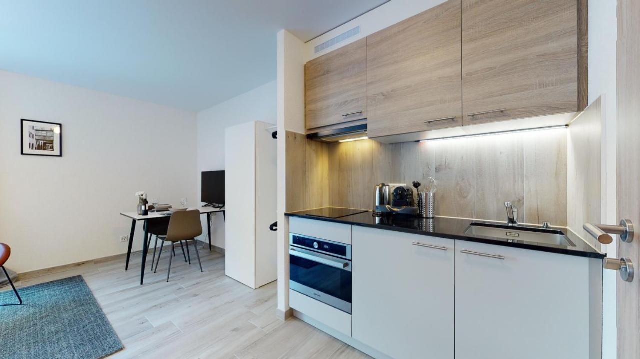 Nonanteneuf Appart Hotel Aigle - Contactless Check-In المظهر الخارجي الصورة