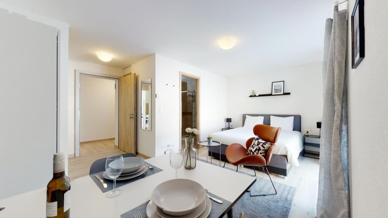 Nonanteneuf Appart Hotel Aigle - Contactless Check-In المظهر الخارجي الصورة